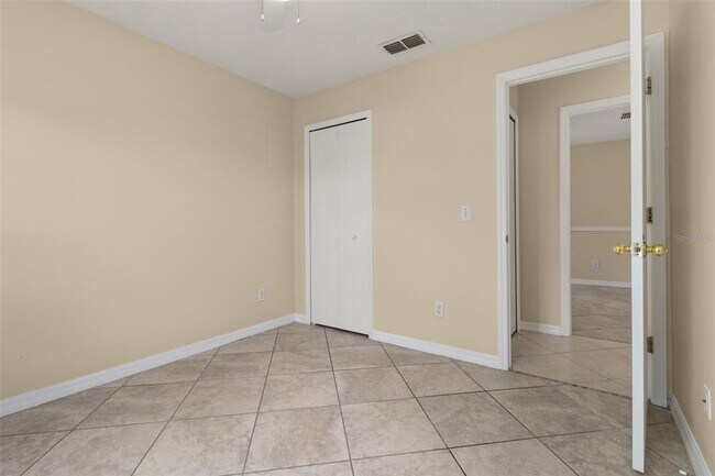 Building Photo - 2224 Mallard Creek Cir