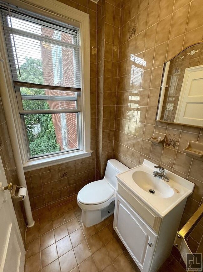 Building Photo - 25 ROAD