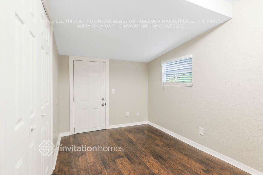 Building Photo - 741 37th Ave S