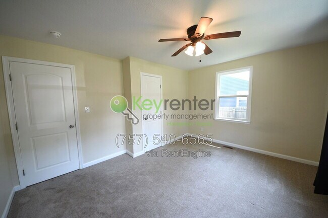 Building Photo - 3742 Atterbury St