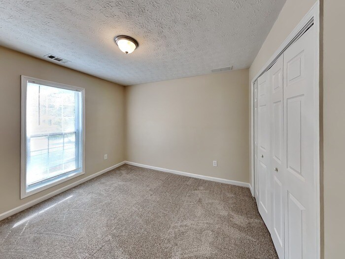 Building Photo - 1585 Watson Ridge Trail SE