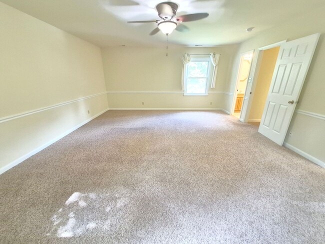 Building Photo - 125 Ivywood Dr