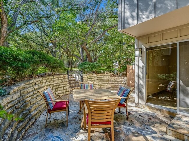 Building Photo - 8347 Summerwood Dr