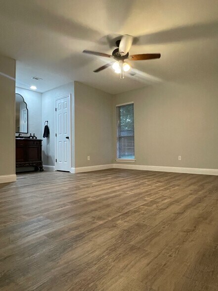 Primary Room - 4609 Cripple Creek Rd