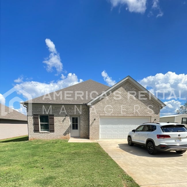 Building Photo - 486 Andrew Dr