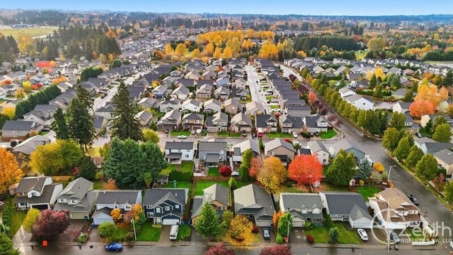 Building Photo - 10516 NE 113th Ave