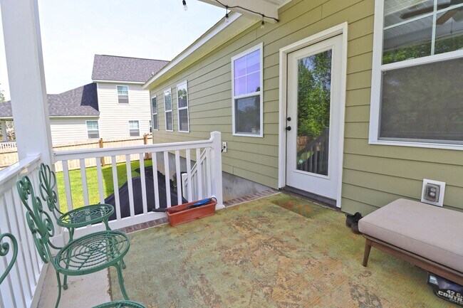 Building Photo - 6813 Deloach Drive