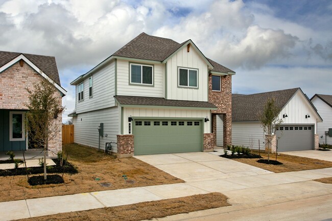 Building Photo - 3 Bedrom 2 bath with a 2 car garage