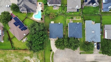 Building Photo - 9002 Sundown Dr