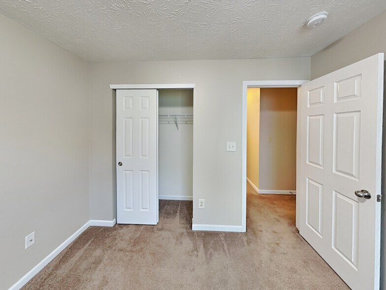 Building Photo - 1559 Whisler Dr