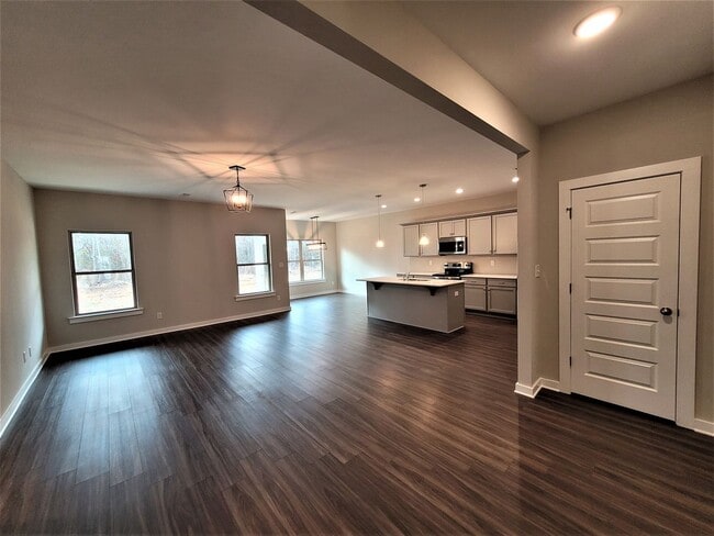 Building Photo - Home for Rent in New Market, AL!!! Available to View with 48 Hours Notice!