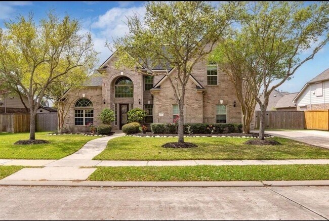 Building Photo - 2207 Bayou Cove Ln