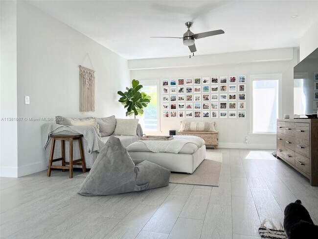 Building Photo - 7720 SW 147th Terrace