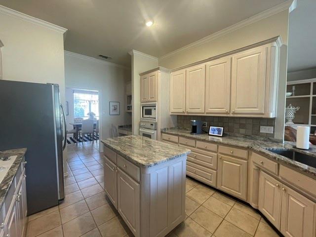 Building Photo - 558 Timber Ridge Dr