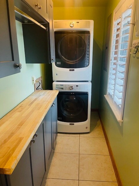 Building Photo - 401 E 56th St