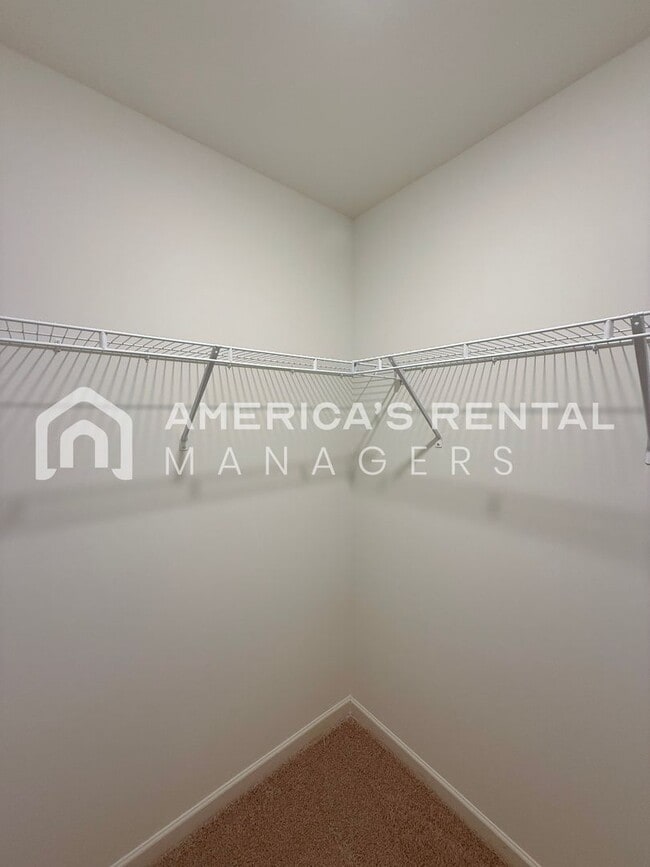 Building Photo - Home in Tuscaloosa -  View with 48 Hours Notice!