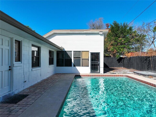Building Photo - 3463 Arnel Dr