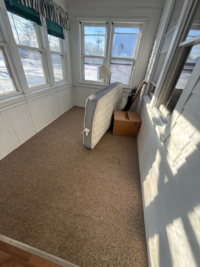 Building Photo - Single Family Home Available for Rent!