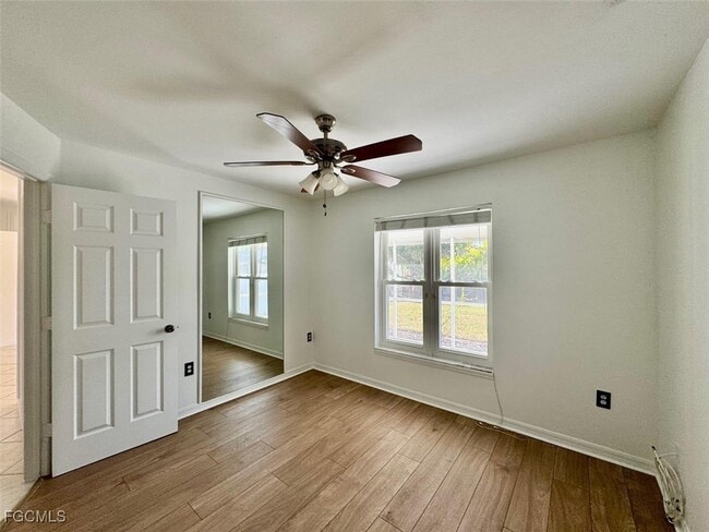 Building Photo - 2306 NE 5th Terrace