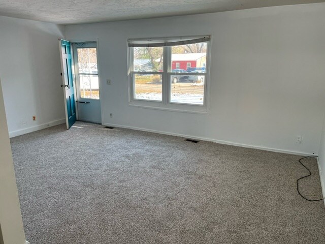 Building Photo - 2019 Miller Dr