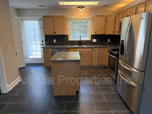 Building Photo - 1735 Blakewood Ct