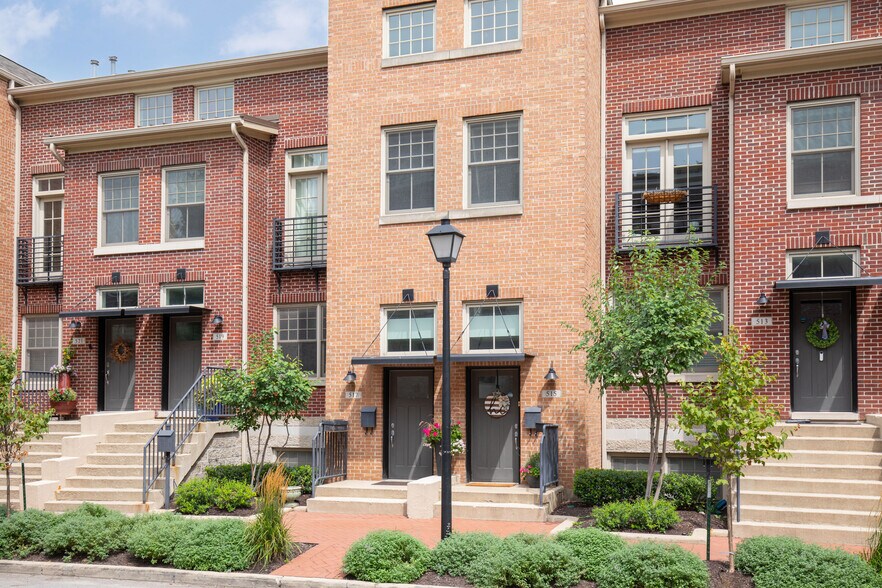 Building Photo - 517 N Park Ave