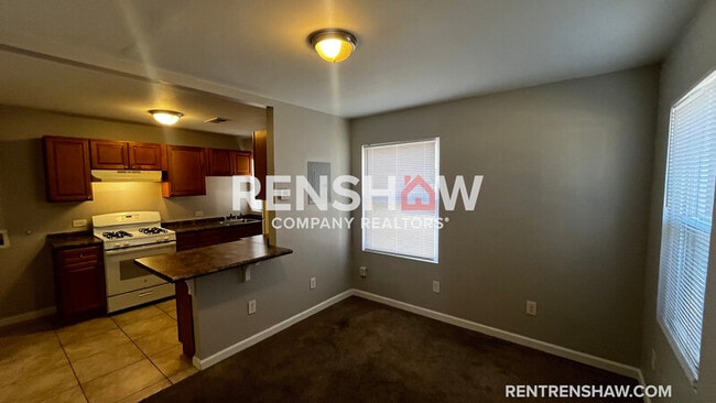 Building Photo - 2457 Hale Ave