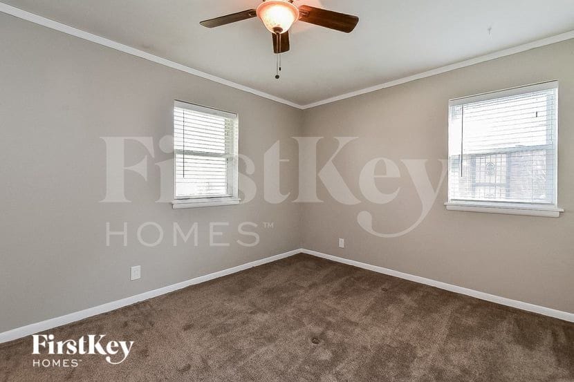 Building Photo - 1465 Wheaton St