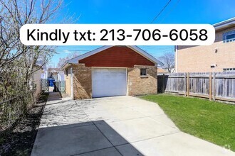 Building Photo - 1545 23rd Ave