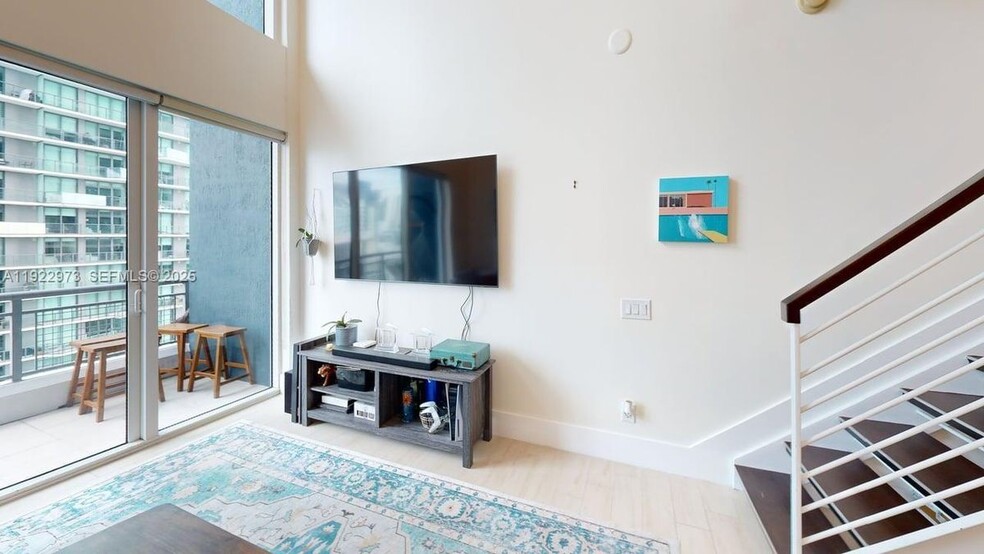 Building Photo - 60 SW 13th St