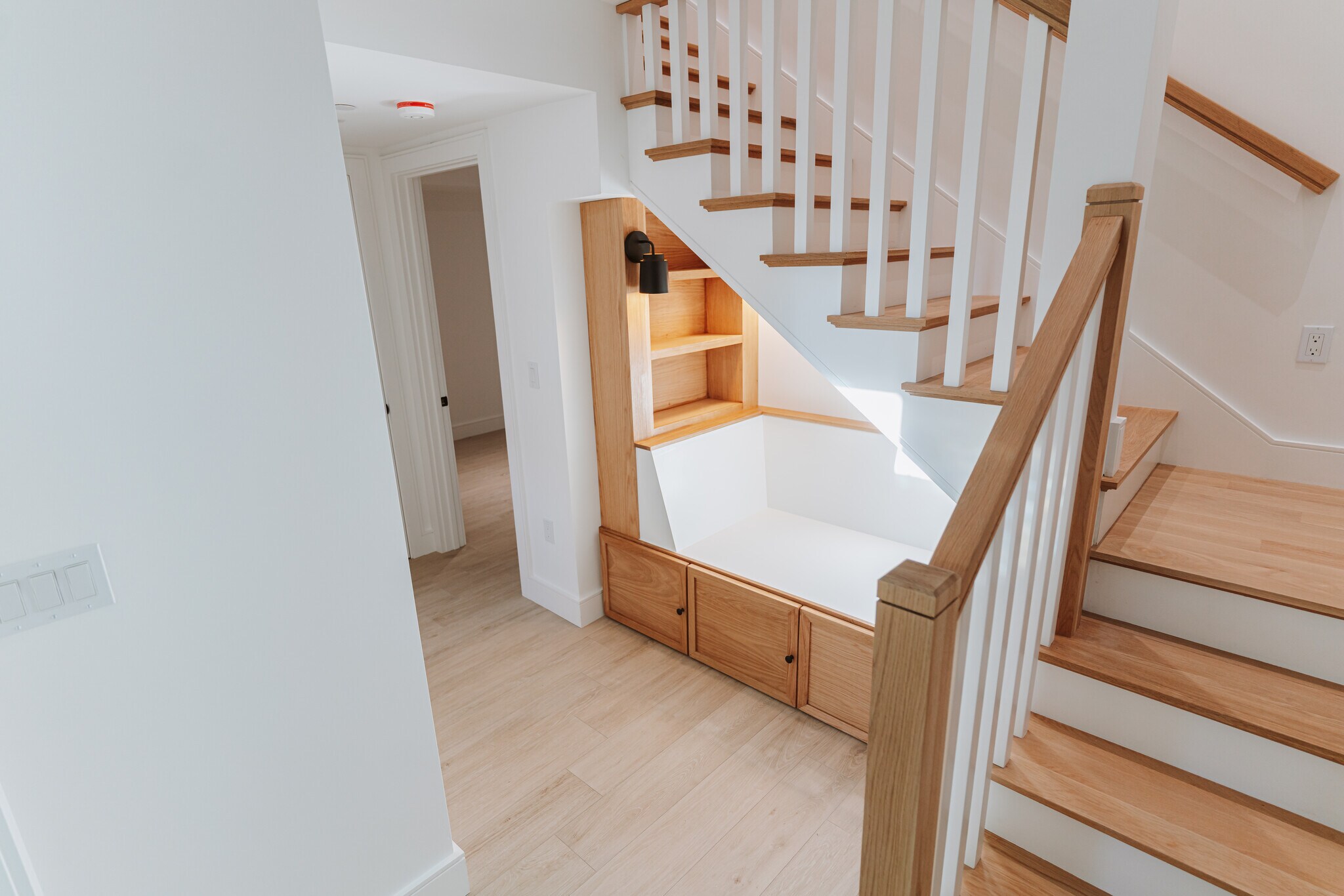 Building Photo - 5 Thurston St