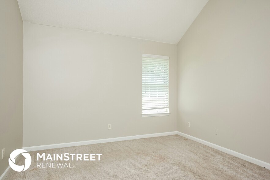 Building Photo - 7387 Lee Ann Dr