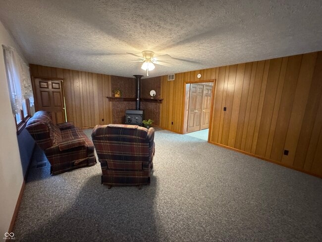 Building Photo - 2010 N 675 E