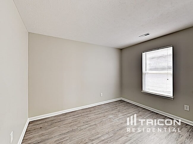 Building Photo - 10750 Tedder Lake Dr