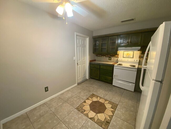 Building Photo - 2704 Tortoise Cv