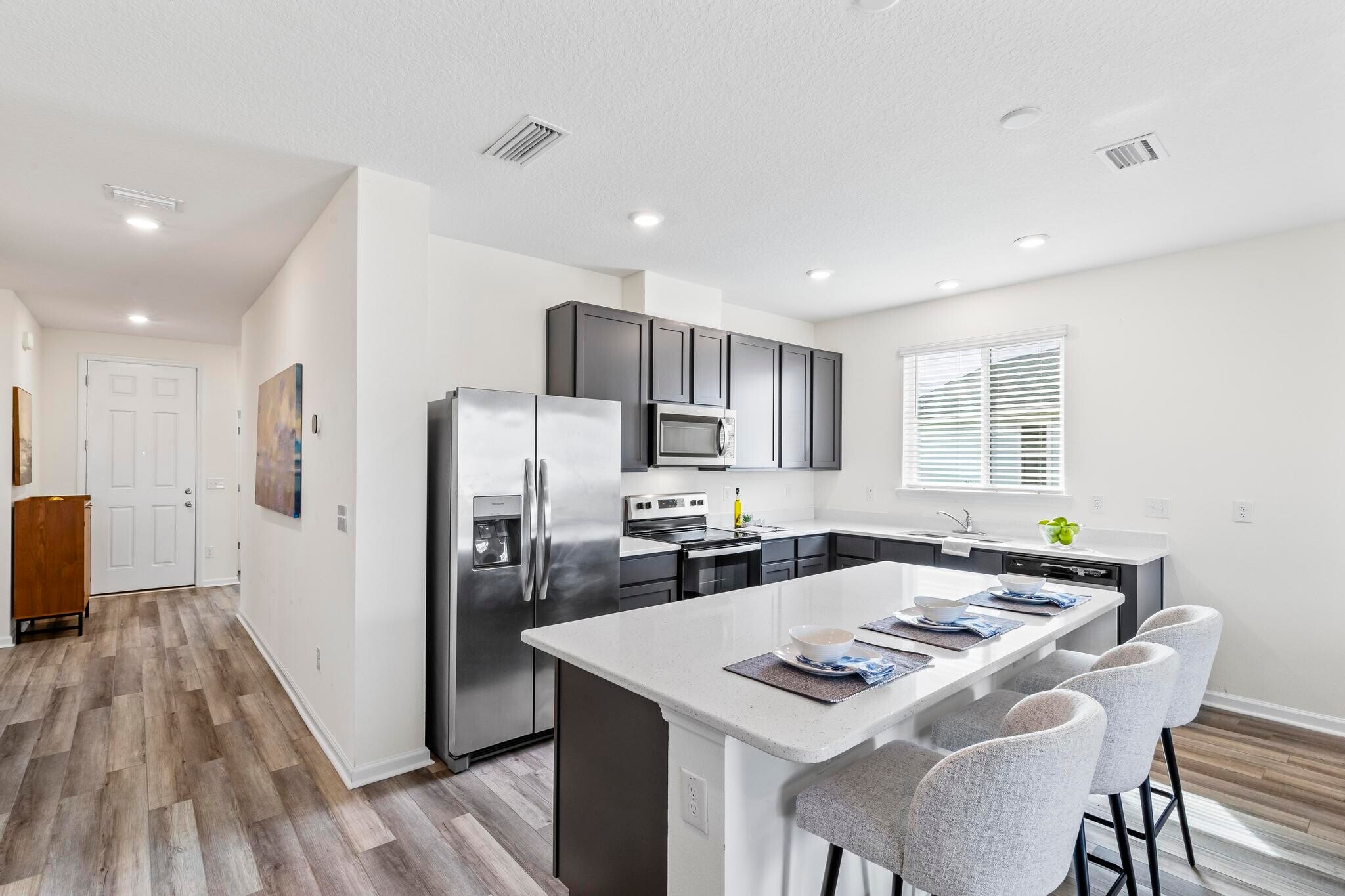 Building Photo - 85 Las Casitas Blvd