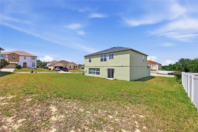 Building Photo - 7339 Country Run Pkwy