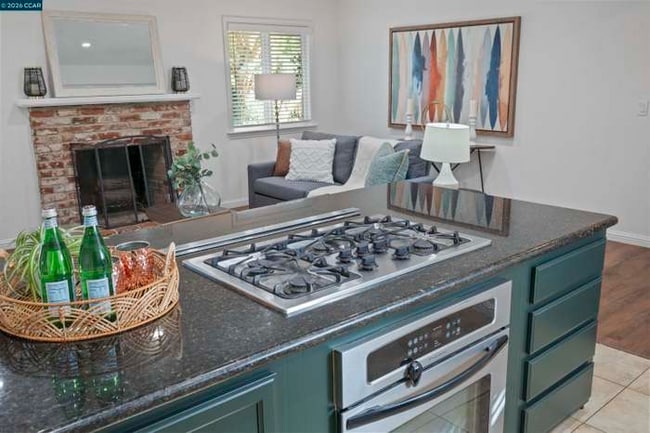 Building Photo - 5607 Lassen Ct