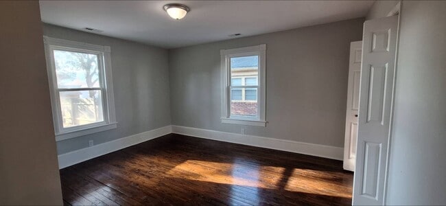 Building Photo - 3403 South St