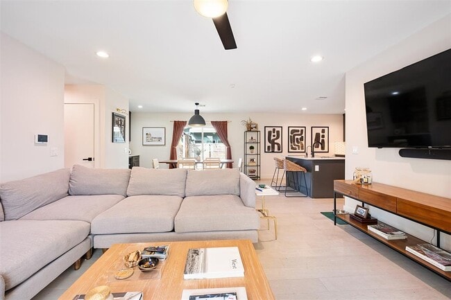 Building Photo - 5000 Lansing Dr