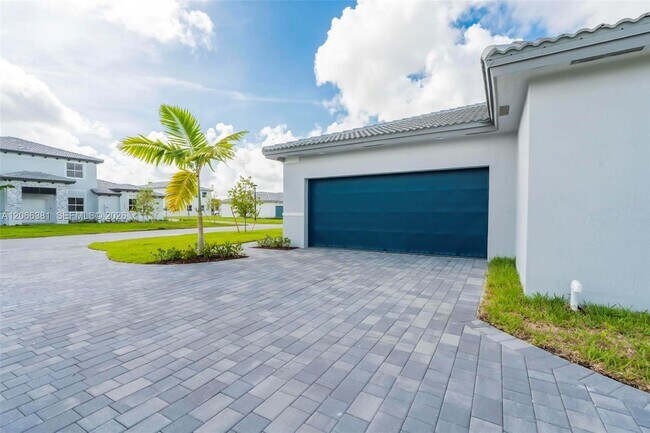 Building Photo - 27308 SW 159th Ct