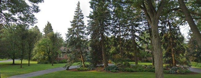 Primary Photo - 645 Lone Pine Rd
