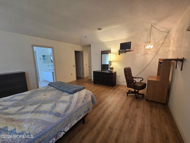 Building Photo - 4 Cordoba Ct