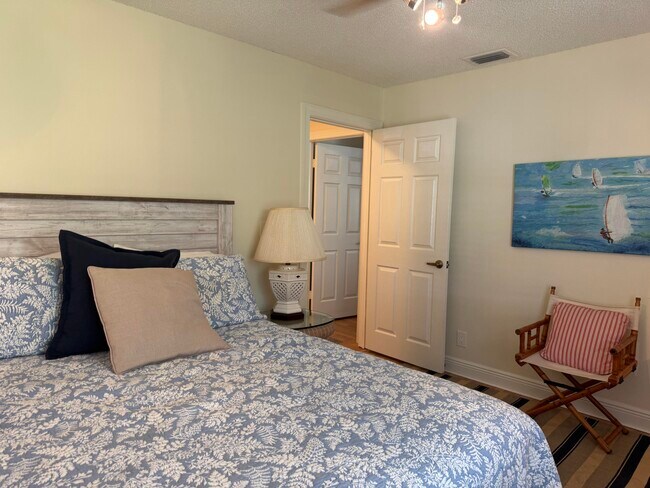 Building Photo - 108 Ocean Dunes Cir