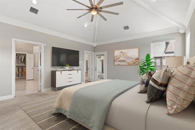 Building Photo - 209 Carriage Hill Ln