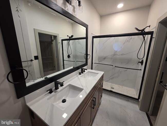 Building Photo - 434 S Fourth St