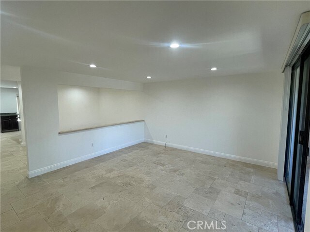 Building Photo - 22038 Vanowen St