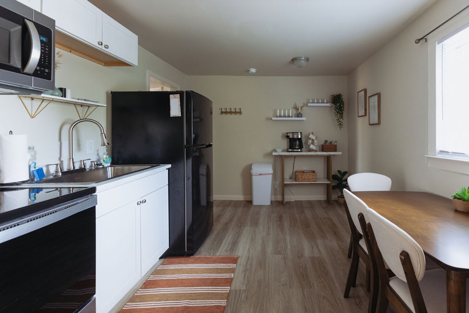 Building Photo - 308 Lamont St