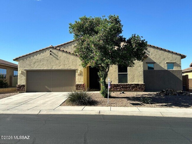 Building Photo - 5896 W Yuma Mine Cir