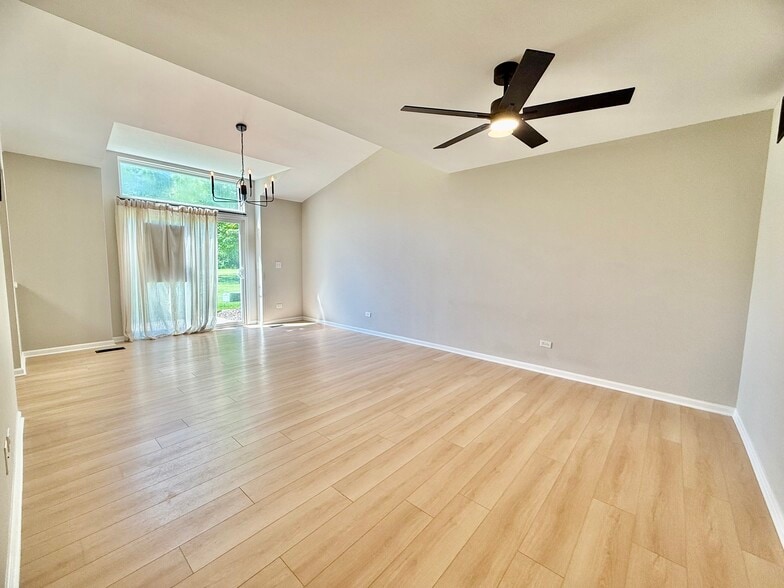 Building Photo - 39849 N Harbor Ridge Dr